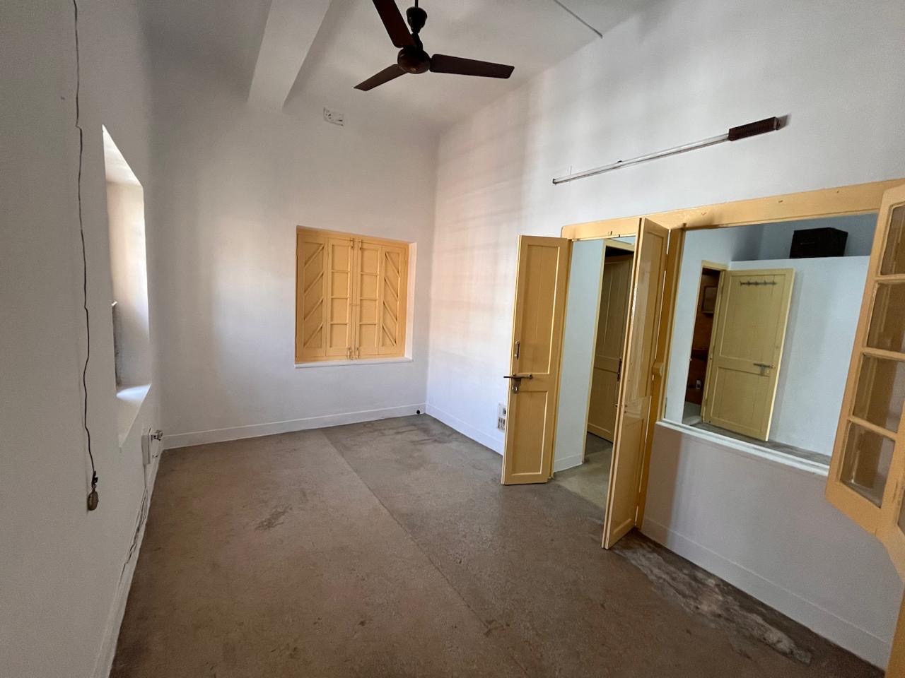 2 BHK Flat in O Block Image 1