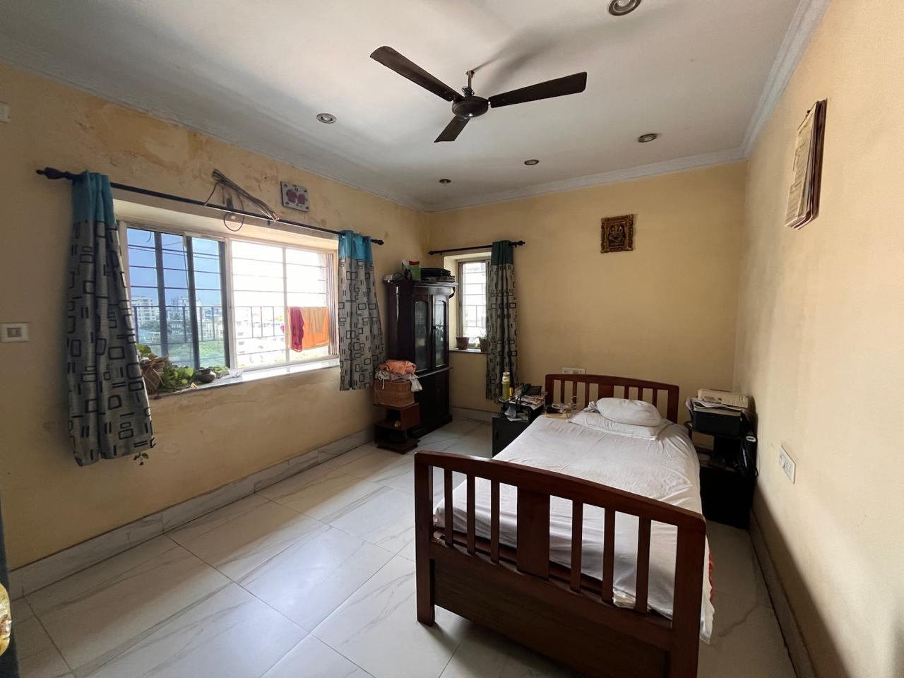 3 BHK Flat in Rowland Road Image 1