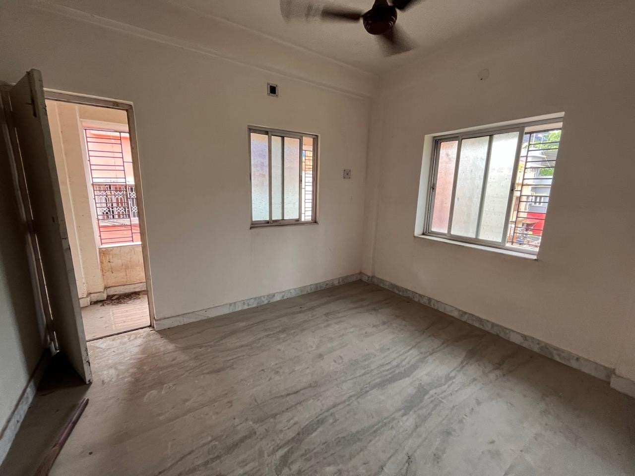 2 BHK Flat in Haridevpur Image 2