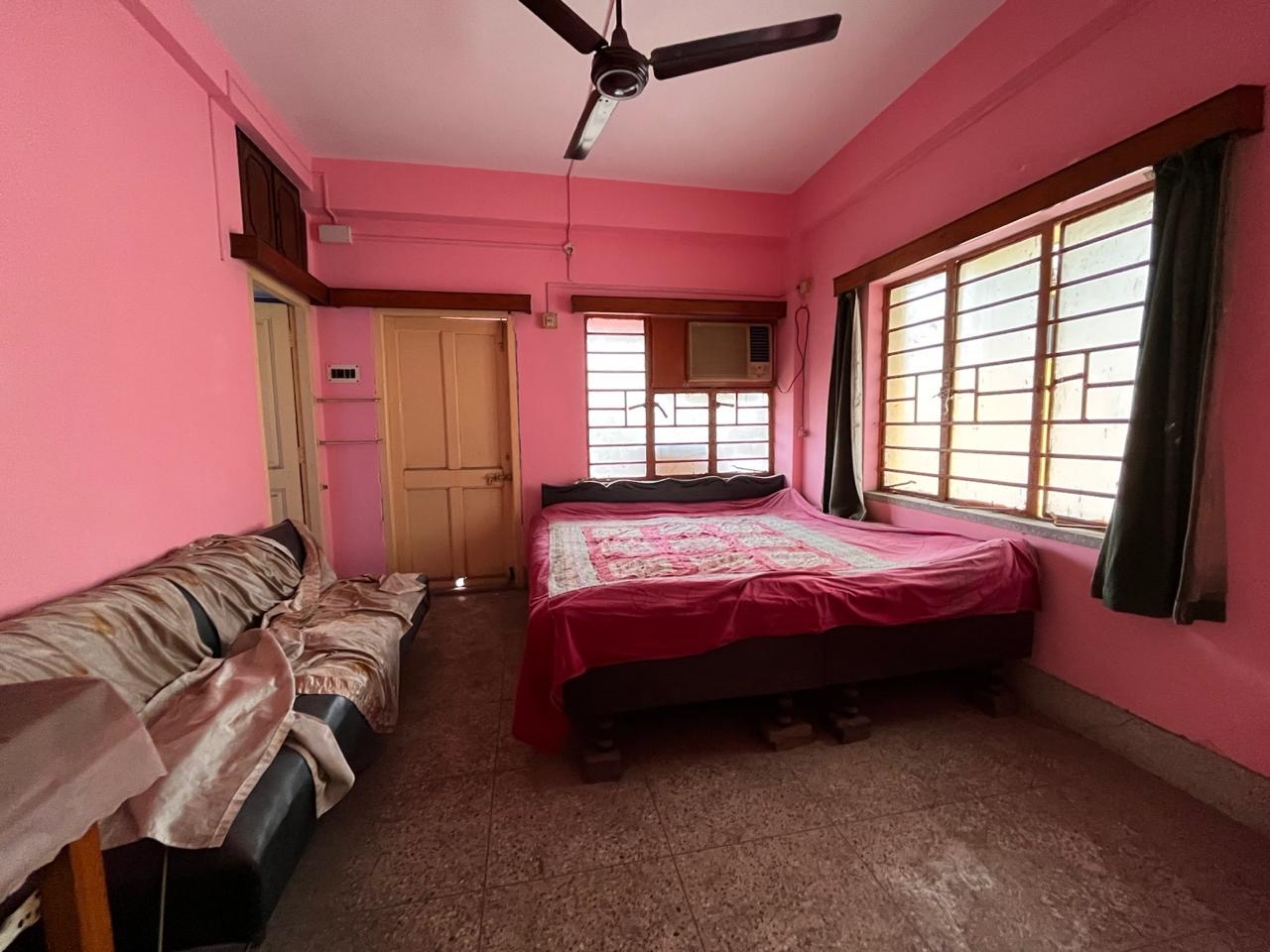 2 BHK Flat in Ganguly Bagan Image 2