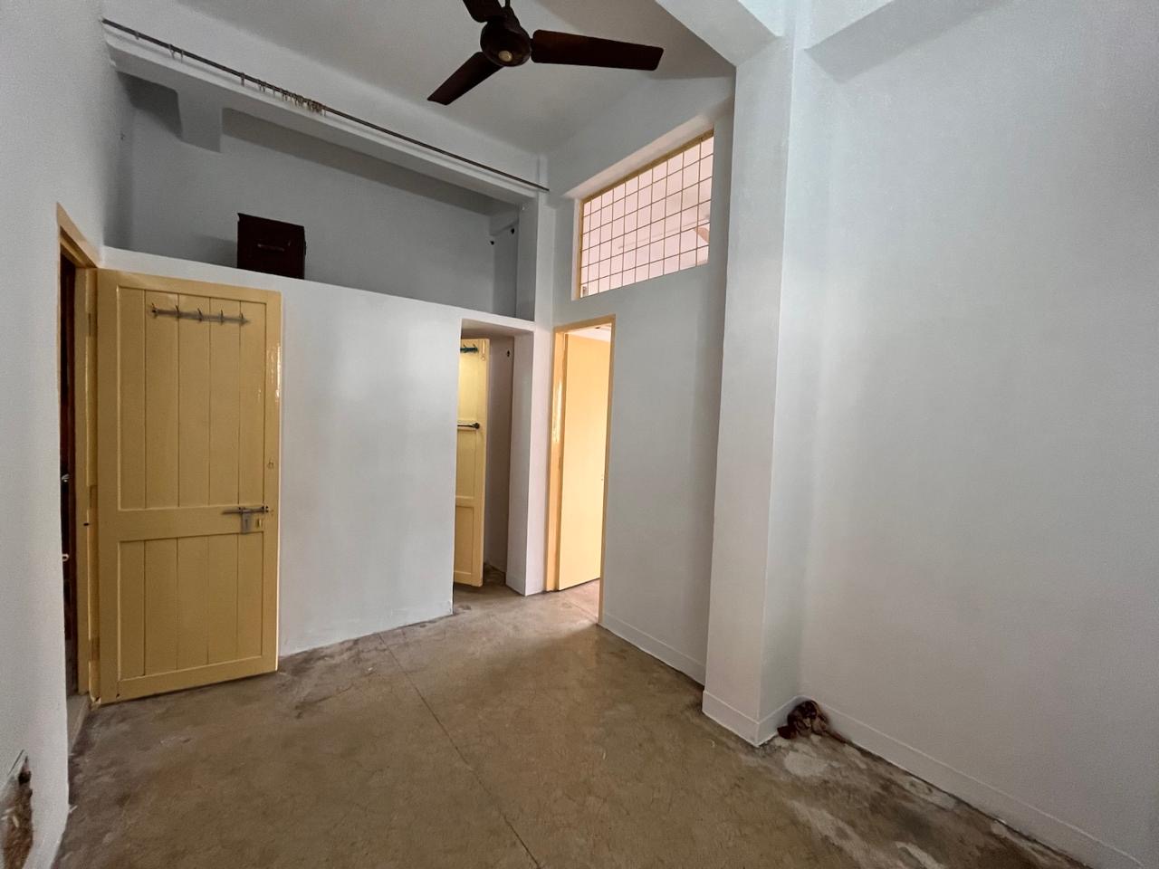 2 BHK Flat in O Block Image 2