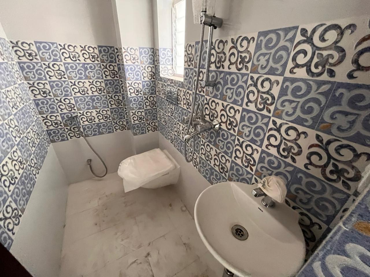 2 BHK Flat in Fern Road Image 2