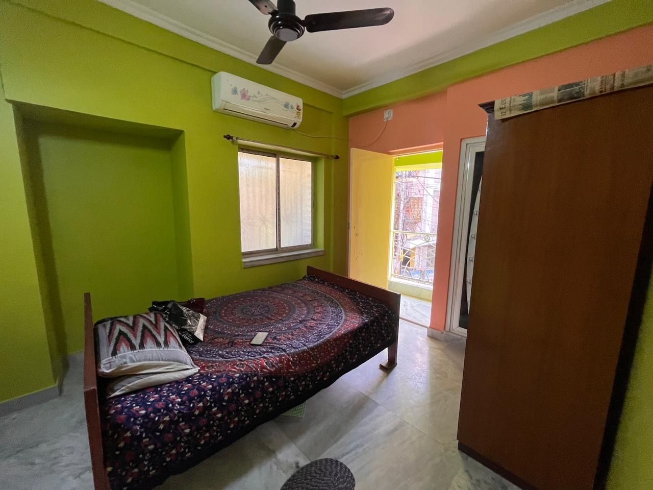 2 BHK Flat in Naktala Image 2