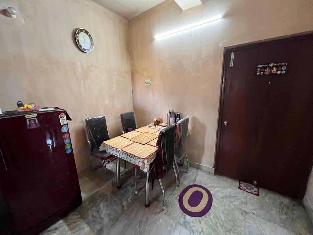 3 BHK Flat in Netaji Nagar Image 2